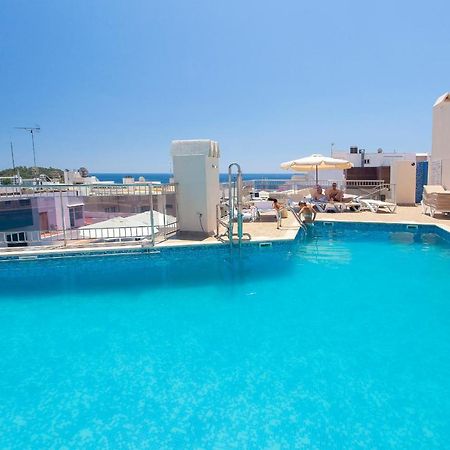 Aparthotel Duquesa Playa Santa Eulària des Riu Kültér fotó