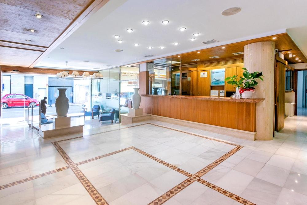 Aparthotel Duquesa Playa Santa Eulària des Riu Kültér fotó
