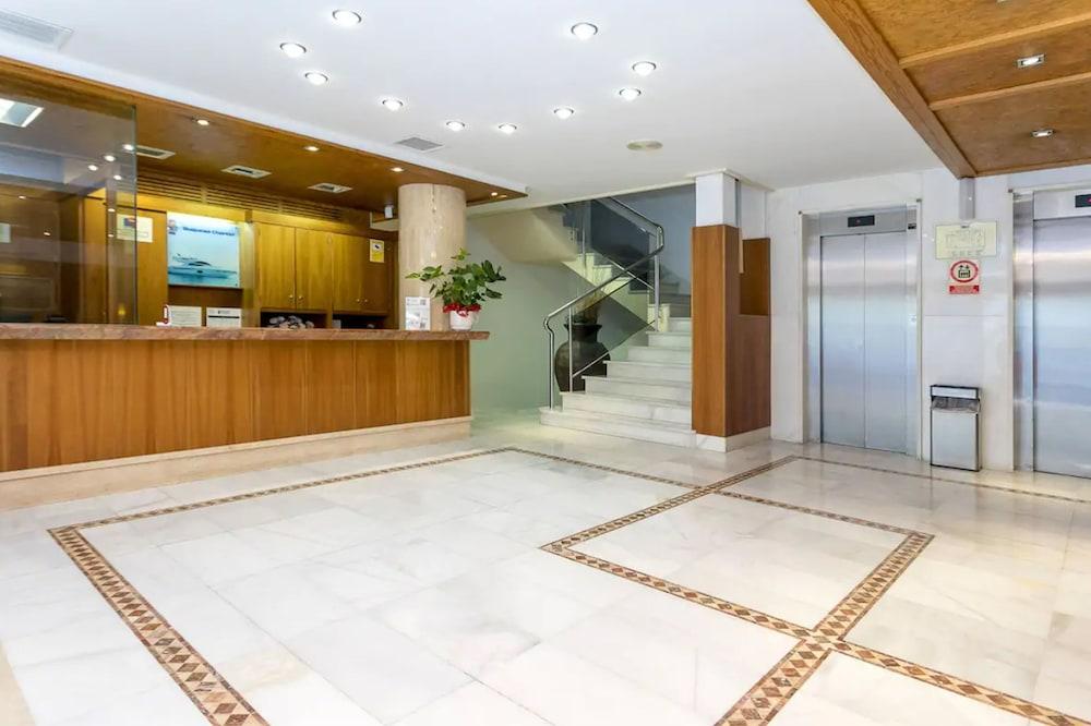 Aparthotel Duquesa Playa Santa Eulària des Riu Kültér fotó