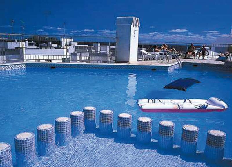 Aparthotel Duquesa Playa Santa Eulària des Riu Létesítmények fotó