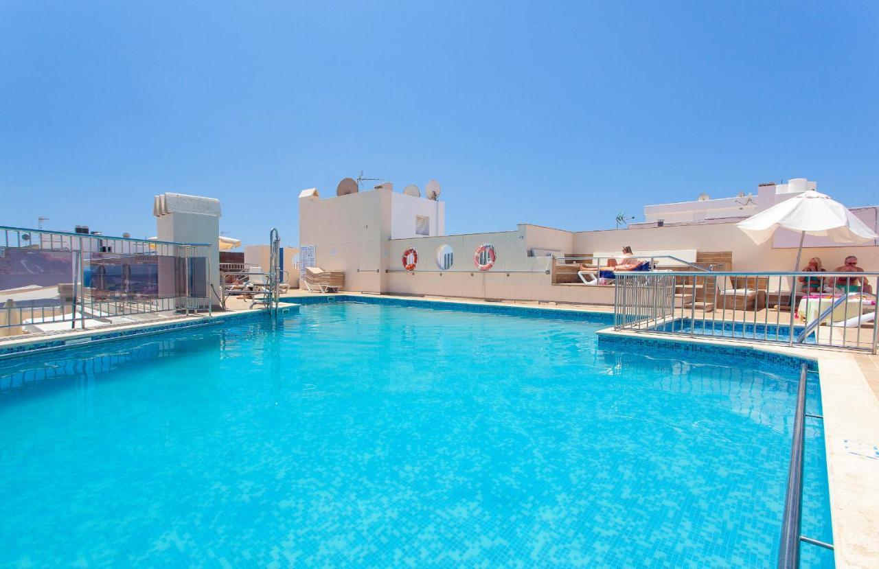 Aparthotel Duquesa Playa Santa Eulària des Riu Kültér fotó